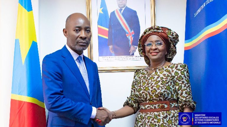 Environ 70,000 réfugiés congolais du Sud Kivu se trouvent au Burundi, vivant dans des conditions très difficiles. Le gouverneur du Sud Kivu et Nathalie-Aziza MUNANA appellent à l'aide internationale